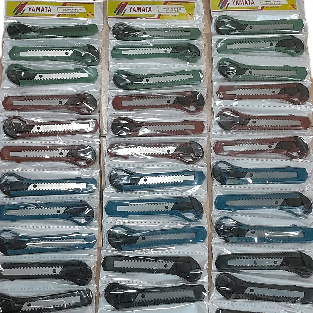 Kater butek 36 pcs ( 3 lembar )