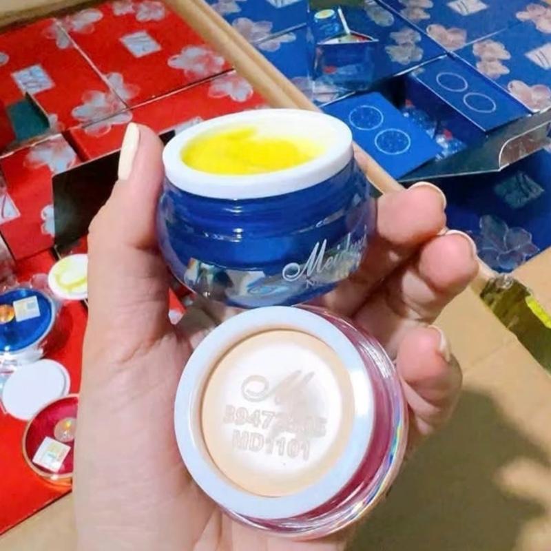  BỘ ĐÔI KEM FACE NHẬT   TEM BB     ĐỎ NGÀY & XANH ĐÊM   