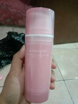 Product Review of Glowsophy Watermelon Brightening Moisturizer Skin Barrier Niacinamide Gel Day and Night Skincare 100 ml from A**n 2