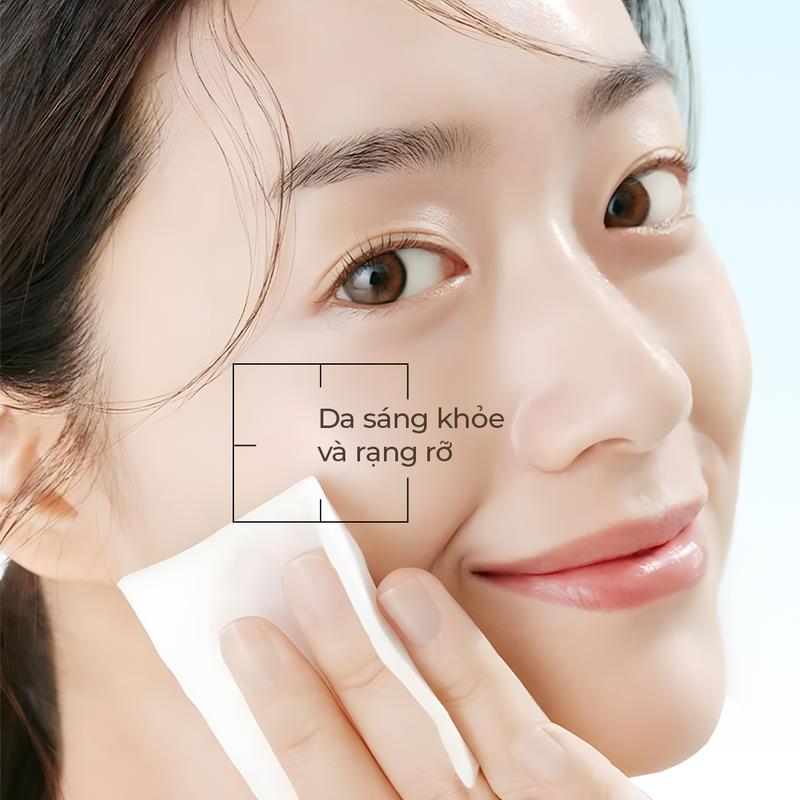 [BIG SIZE-MUA 1 TẶNG 1] Nước Tẩy Trang Sạch Sâu Hoa Cúc Cấp Ẩm Dành Cho Da Dầu Mụn Không Gây Khô Rát Da Vitamin B5 Dưỡng Ẩm Cân Bằng Da Phục Hồi Da - Nước Tẩy Trang Dành Cho Da Khô Da Nhạy Cảm Micellar Cleansing Water MILAGANICS 300ML Cosmetic Skincare 4