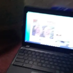 Laptop Chromebook Series N22 Prosesor Intel Celeron N3060 Layar 11.6'' RAM 4GB SSD 16GB Chrome OS dengan Webcam 720 Pixel & Charger Termasuk - Audio