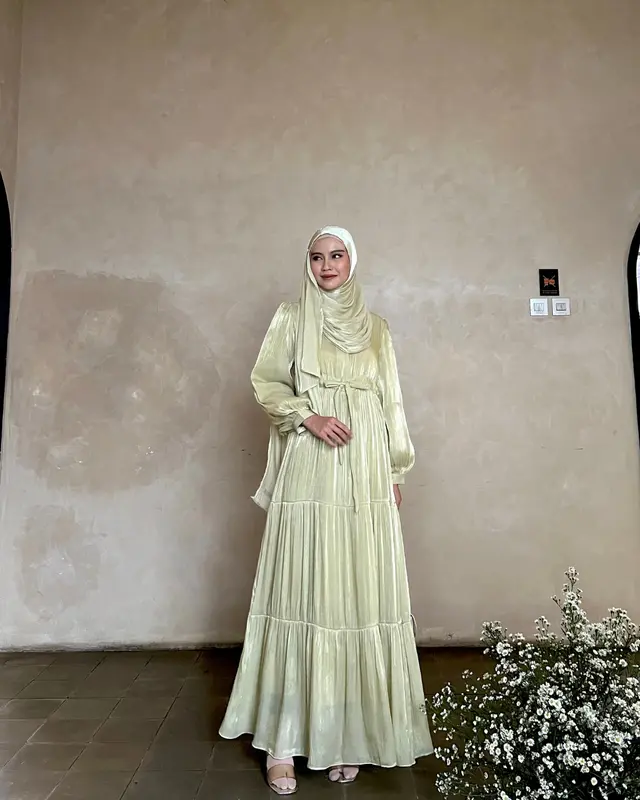 Evolvere - Vlora Dress Shimmer Fashion Gamis Muslim Wanita Busui Friendly 2