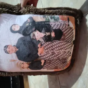 Bizzarpillow Bantal Foto Custom Bulu Rasfur 30x40 cm BZ012