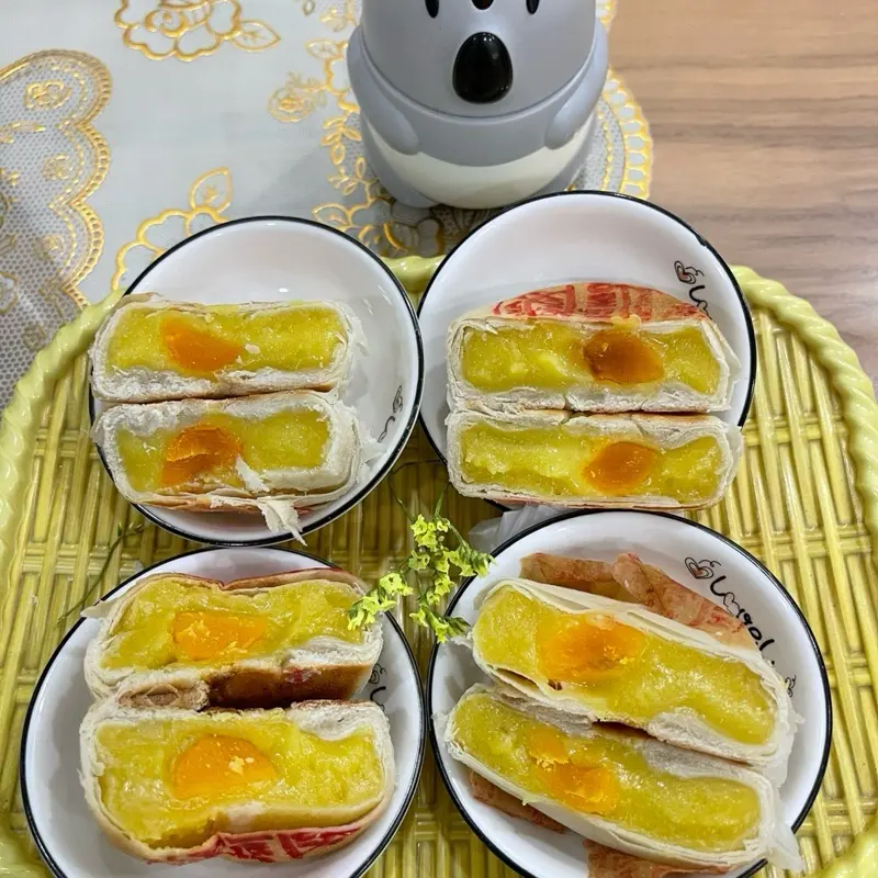 một cây trải nghiệm bánh pía xưa (size 350gr/cây) 1