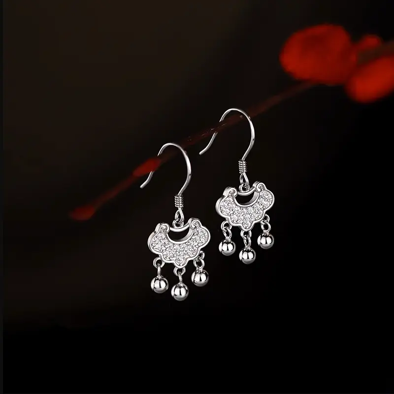 Long life lock round bead earrings, female niche safety lock earrings, 2023 new light luxury and versatile Ruyi lock earrings