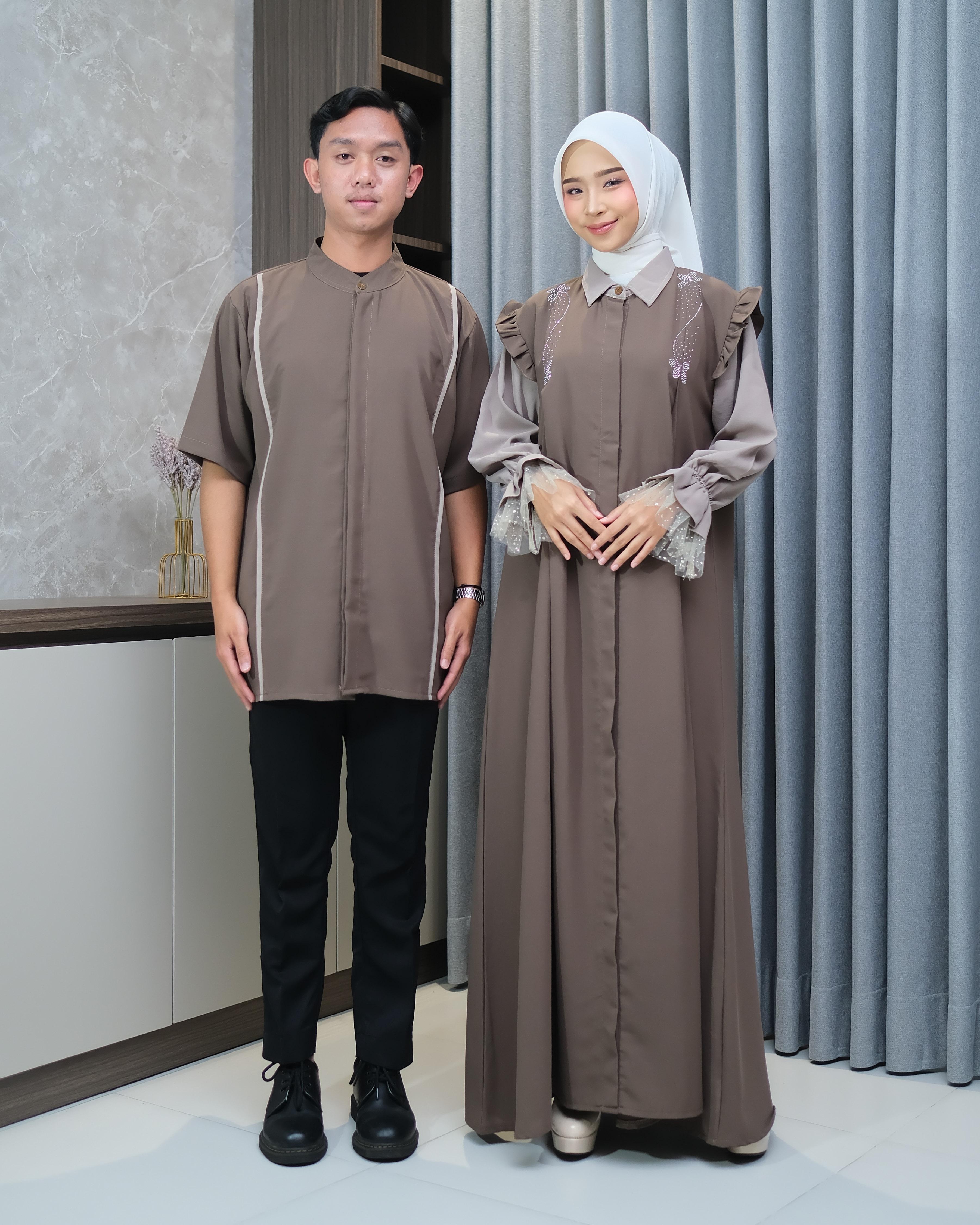 (Harga Satuan) Arista Couple Pasangan Baju Gamis Dress Wanita Muslim Bahan Kain Sabrina Anti UV Kombinasi Swarovsky Bunga & Kemeja Atasan Koko Pria (Harga Satuan) Arista Couple Pasangan Baju Gamis Dress Wanita Muslim Bahan Kain Sabrina Anti UV Kombinasi Swarovsky Bunga & Kemeja Atasan Koko Pria