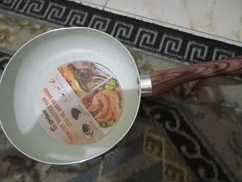 Product Review of [COD] GM Bear Wajan Penggorengan Batu Medis Anti Lengket (Beige) P0404 - Wajan Fry Pan from C**i 0