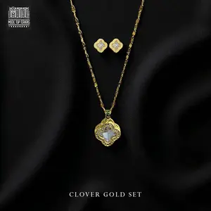 Mode Top Teratas - Set Kalung Dan Anting Perhiasan Design Clover Set Remaja Titanium