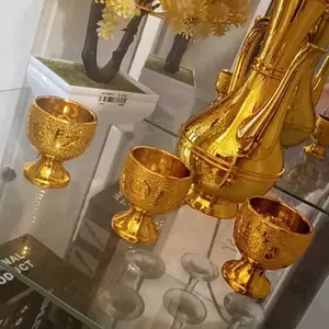 ​​Set Cangkir Dewa Keberuntungan Fengshui Emas untuk Ibadah dan Dekorasi Rumah Koleksi Cangkir Spiritual​​