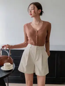 ZIFRA PANTS - Celana Pendek Wanita - Celana Hotpants Cocok untuk Harian dan Santai