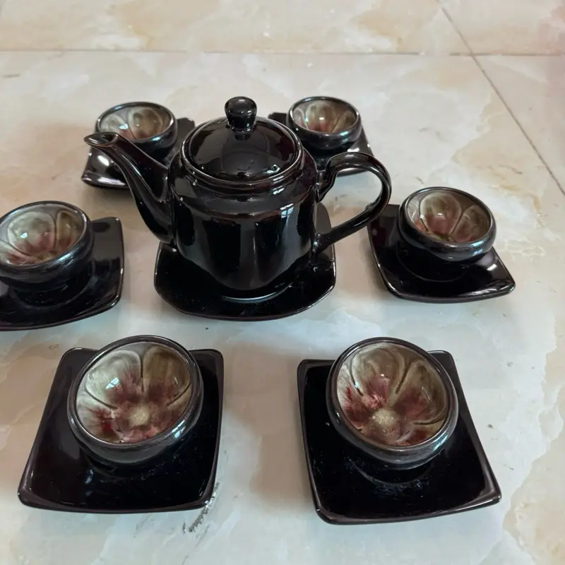 Bộ ấm chén Bát Tràng, men hoả biến đen