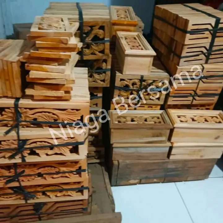 Kepingan Loster Kayu Jati 13 x 30 cm Aski Jepara Motif Kembang Classic Dekorasi Ormanen Tempel Ukiran 5