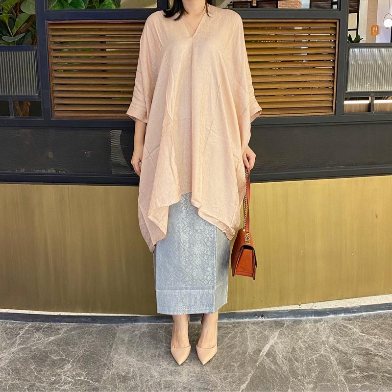 Lausboutique-Tunik Aruna-Seri Ice-Hanya Atasan Polos Fit Loose 1
