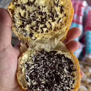 Roti Jordan Isi Meses Coklat dan Krim Isi 15