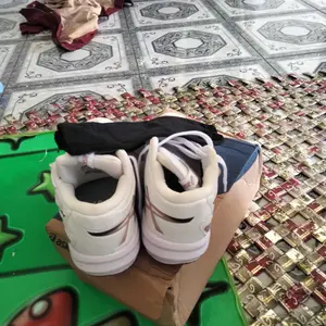 Sepatu Voli Pria dan Wanita Ukuran 36 Sampai 44 Mt3 Mid Ringan Dan Lentur