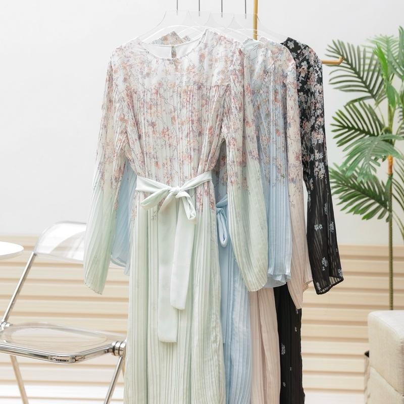 Chesi Pleats Dress Wanita 5