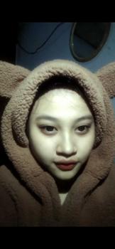 Product Review of Sweater Hoodie Crope V Bear Sherpa Bulu Domba Fit Wanita Tebal Oversize Cream from n**t 0