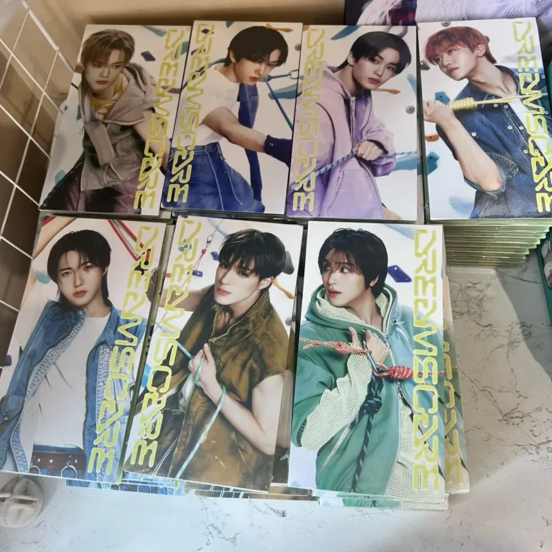 ALBUM NCT DREAM - 4th Album [DREAMSCAPE] (Vertical Flip Ver.)