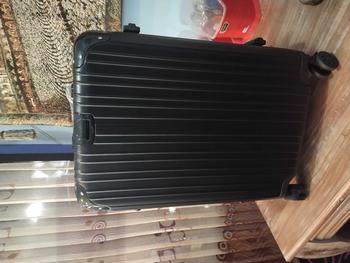 Product Review of (6006) Koper Sultan Hitam 20, 24, 28 Inch Anti Bump Metal 4 Roda Ganda Putar 360° Smart Lock from a**6 0