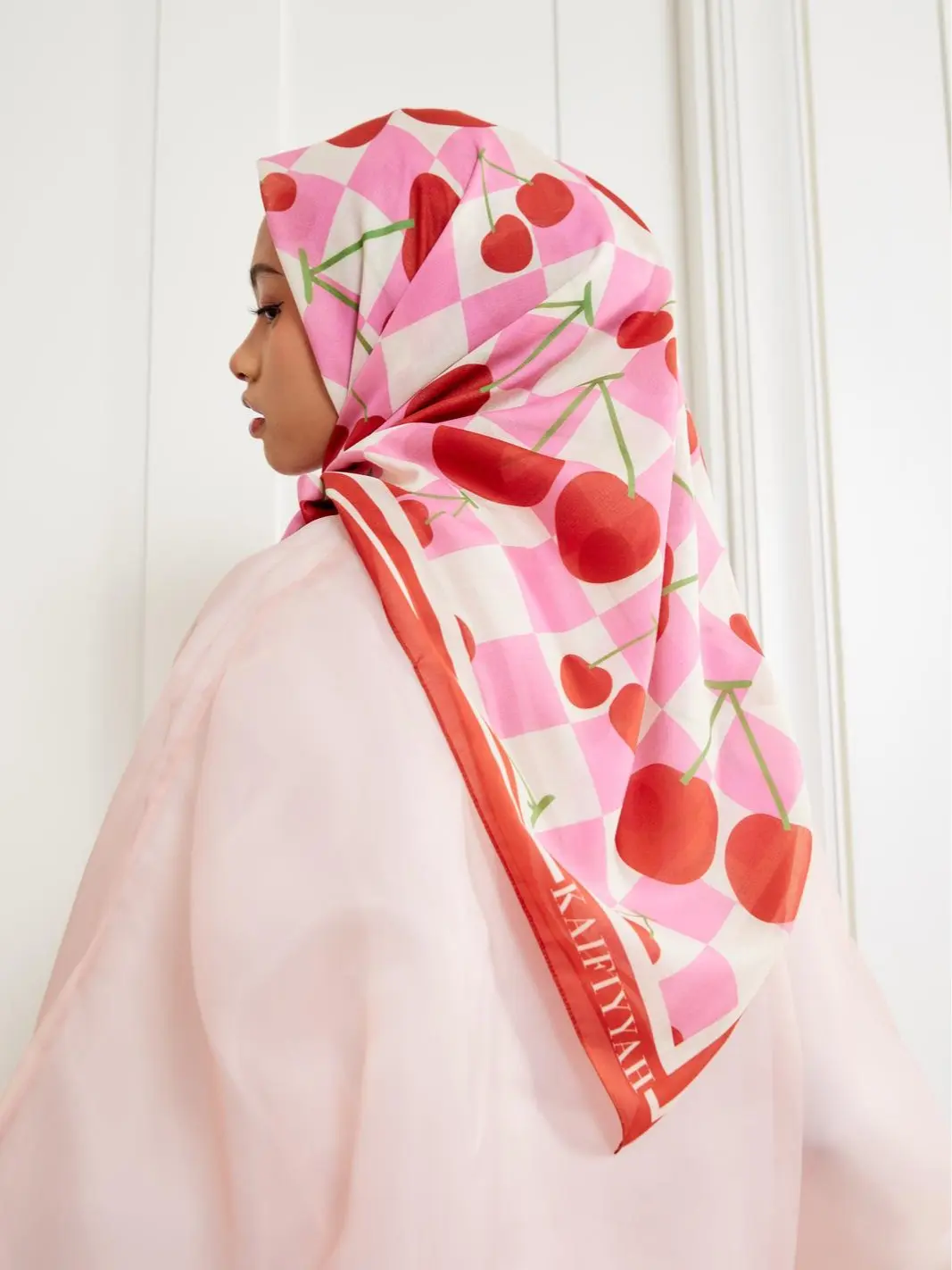 Scarf Printed 48 Checks Cherry Pink