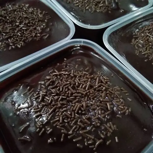 Cake Chocolate Moist || Strictly Dessert