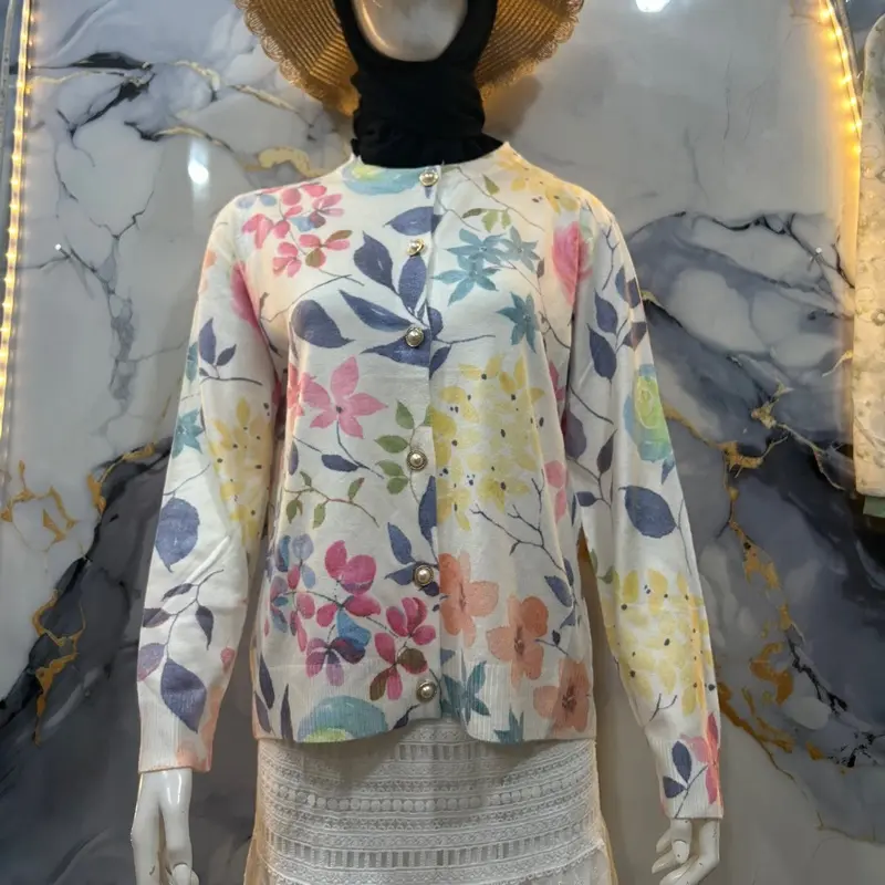 Atasan Rajut motif Printing Bunga Teratai Kancing