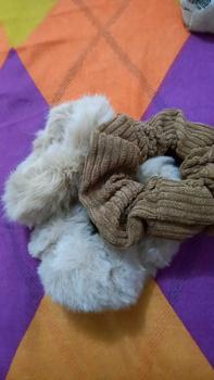 Product Review of ED - 7PCS / SET IKAT RAMBUT SCRUNCHIE CEPOL / KUNCIRAN RAMBUT SCRUNCHIE BULU SET from M**7 0