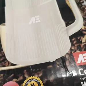 Penggiling listrik berdaya tinggi AE 500ML 300W + motor berkecepatan tinggi 28000 rpm, bilah baja tahan karat food grade bermata 8, kompak dan portabel + pembuangan panas cepat, kebisingan rendah, pengiriman 24 jam, blender chopper processor Air Kayu