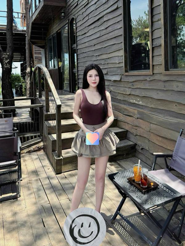 [ HÀNG SẴN ] Sét Áo Ba Lỗ Cổ Chữ U Phối Chân Váy Tầng Xoè Dễ Thương - Thinhhanstore