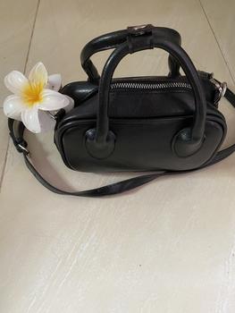 Product Review of Tas Wanita Mugiart Esme Vintage BLACK - Handbag Tas Slempang from R**e 0