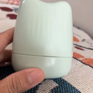 Rokeet Alat Penghilang Bulu Baju Pakaian Mini Portable Fuzz Tirimmer Lint Remover Electric Rechargeable