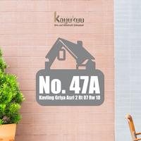 Gambar Kreasikayukuu Plakat Rumah Akrilik Ukuran 25x25cm | Sign Nomor Rumah Akrilik - Hitam-Tulisan Putih dari kreasikayukuu Kab. Boyolali 5 Tokopedia