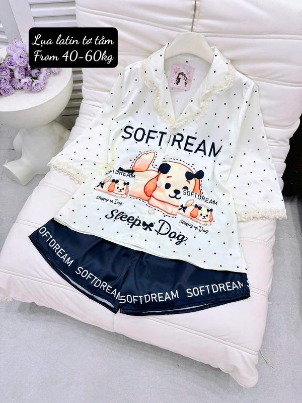  Size 40-60kg-Đồ Bộ Lụa Latin Tơ Tằm Cao Cấp Cổ Bẻ In Full Họa Tiết 5D Queen Tay Lỡ Quần Đùi Mềm Mát Mặc Nhà Cao Cấp Pijama Mặc Nhà Đồ Bộ Dễ Thương pijama  hello kitty bộ  đồ  ngủ  hello  kitty 