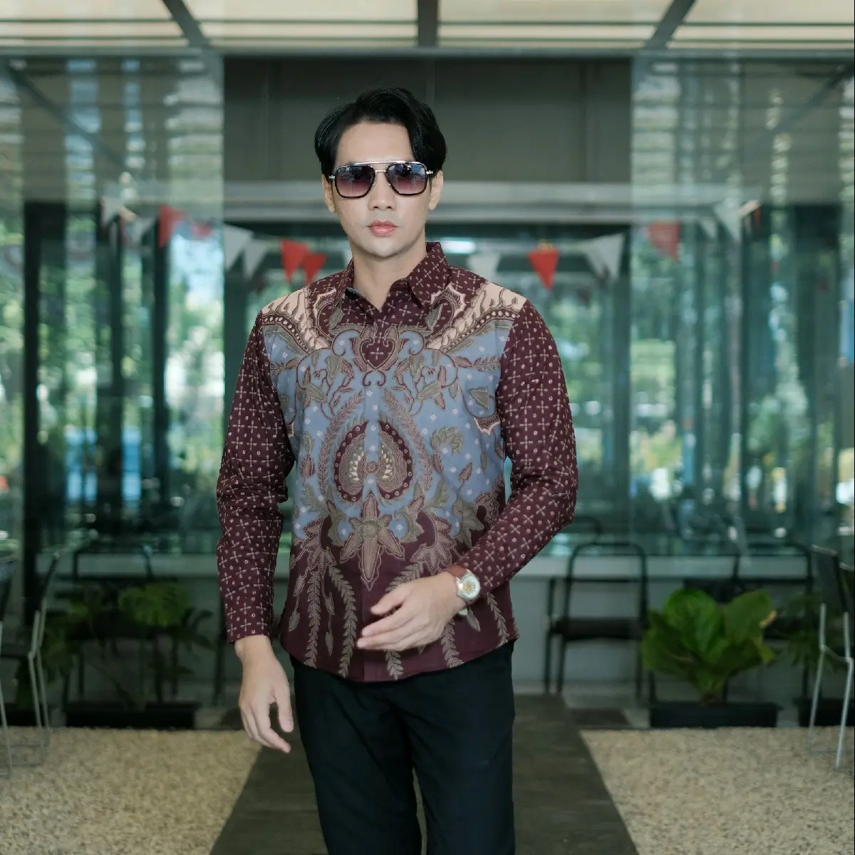 Baju Batik Pria Burgundy Lengan Panjang Motif Terbaru Full Furing - BATIK METAMORVOSA Mewah Slimfit Katun Lembut - Nyaman, Kain, Ungu, Formal, Pendek