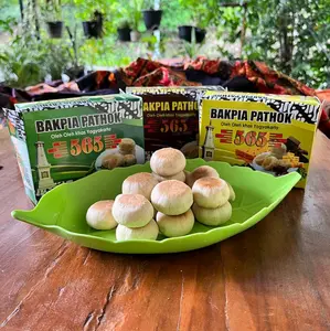 Bakpia pathok kering isi 20  mix rasa oleh oleh tradisional Yogyakarta