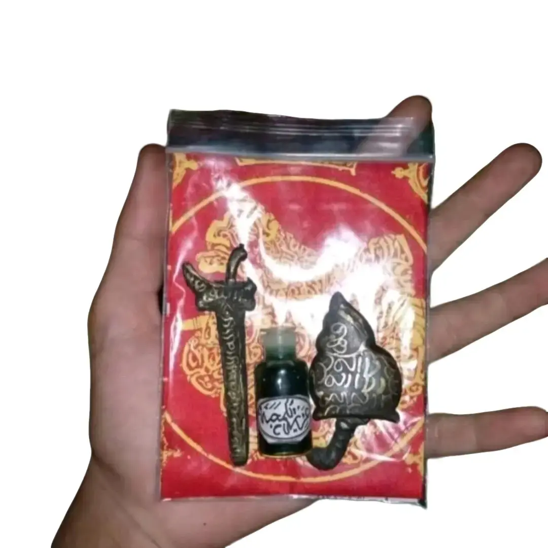 kain saputangan plus minyak