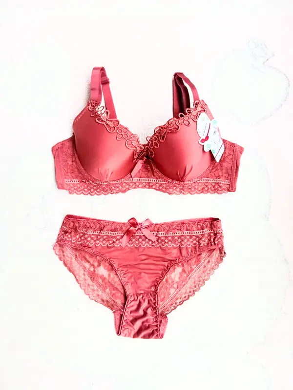 bh bra set wanita (free gantungan) busa tipis berkawat pengait3 tali bisa lepas pasang uk:38-44 Motif Setelan Motif 3