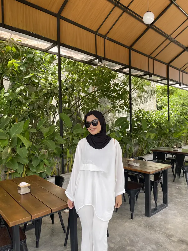 ALISA KAFTAN BLOUSE RAYA SILK Simple Muslim Payet Atasan Lebaran 0