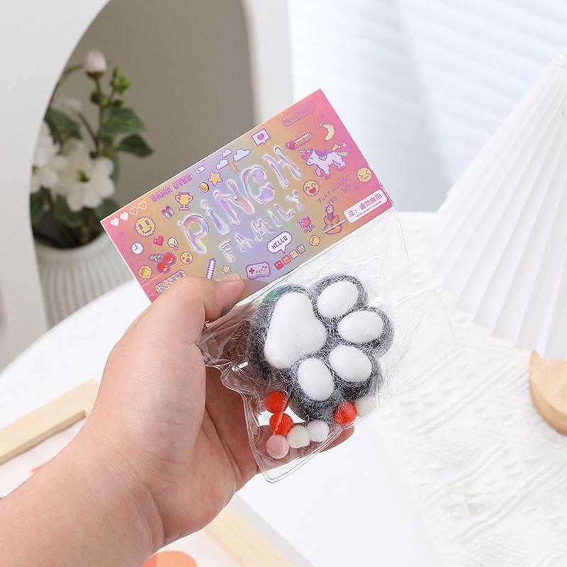 【UBaby】Mainan Anak-anak Taba Squishy Pinch Paw Squeeze Lembut Kucing Pereda Stres Lembut Toys 7