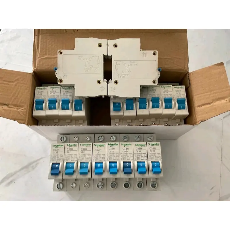 MCB SCHNEIDER PLN 1 PASHE 2A 4a 6a original siap pakai Alat 1