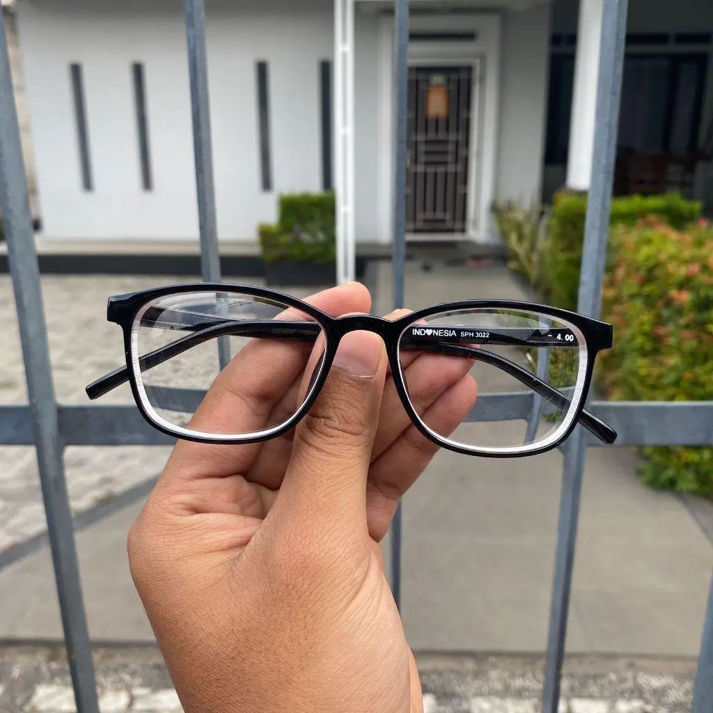 KACAMATA LENSA MINUS - RABUN JAUH - 3022