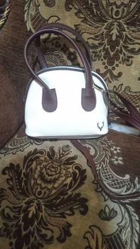 Product Review of Tas Selempang & Bahu Wanita Inara Bags Motif Rusa, Shoulderbag Wanita Korean Style Slingbag Inara Cw from v**n 1