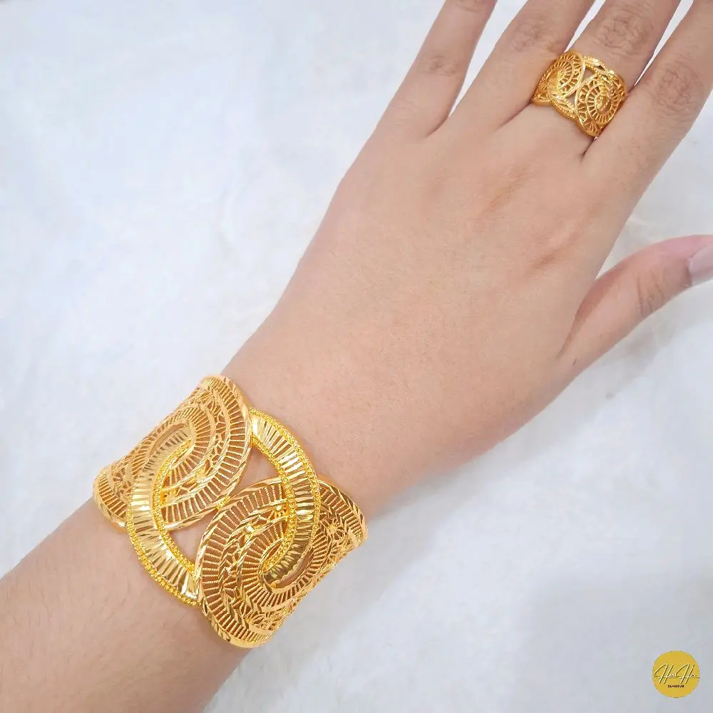 (Beli 2 Bonus 1 Random)Gelang Bangle Dubai Ukir Ring Set Cincik Bukaan Bawah Adjustable Warna Emas 22k Kualitas Premium|Anti Karat untuk Harian Lebaran Kondangan Bracelets