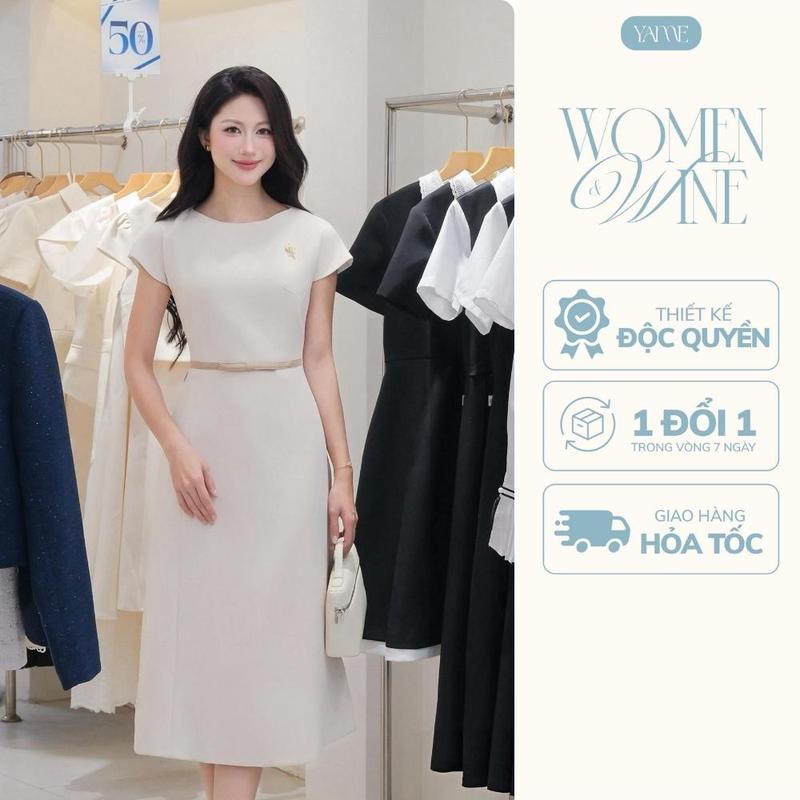  YAME - Váy Dài Thiết Kế Nữ Cổ Thuyền Tay Dơi Chiết Eo Dáng Xuông Dài Màu Be Nhẹ Nhàng Thanh Lịch Công Sở Kèm Tag Hoa Hồng Cheval YV772 