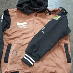 Jaket Varsity Hoodie Anak Uniseks Warna Terbaru dengan Desain Vintage dan Detail Logo Unik