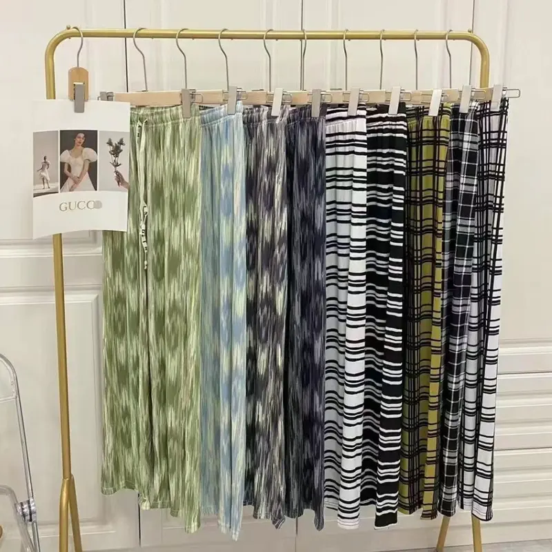Celana Panjang Wanita Kulot Motif Lukisan Celana  Longgar Bahan Halus Adem - CPG1616 7