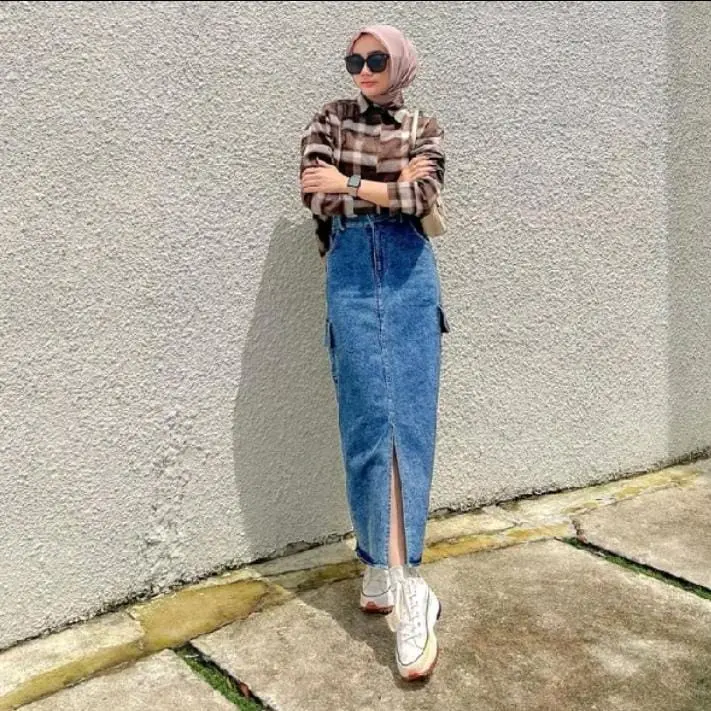 Rok Jeans Cargo Belah Depan Denim Kekinian#Panjang Kain 0