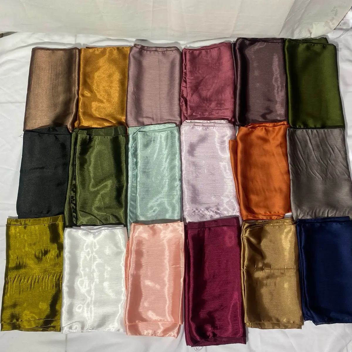 SELENDANG SILKY | BUSANA ADAT BALI