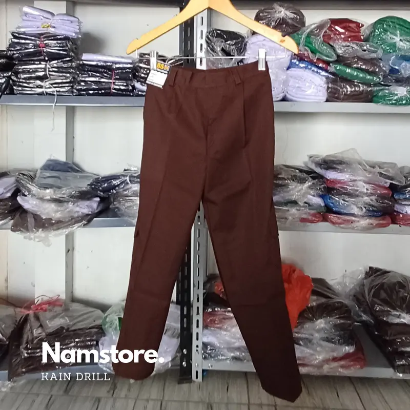 Celana PDL/Gamlok/Gembol Cargo Pria Sekolah SMP/SMA Kain Drill Namstore Collection - Dewasa, Katun, Formal, Fit, Slim, Coklat, Kantor 1