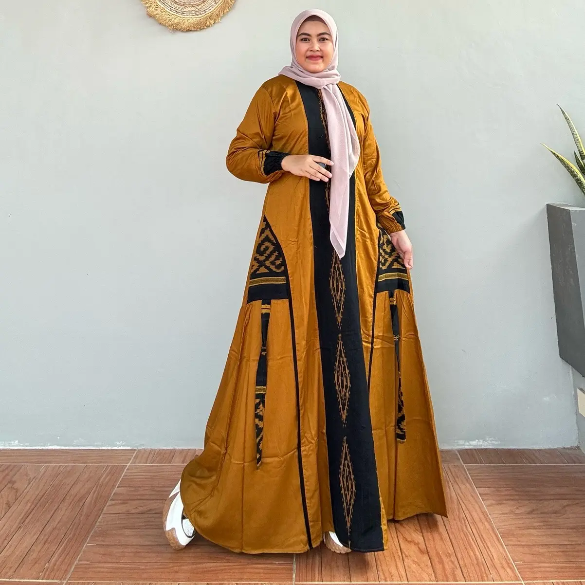 Gamis Muslim  Nyaman Amanda Nabila  (Free Pouch, Goodie Bag) Rayon Twill Premium Mix Kain Tenun Troso Warna & Motif Random (MOTIF TIDAK SEPERTI DI FOTO)